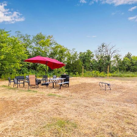 Хостел Old Texas Bunkhouse Wills Point Екстер'єр фото