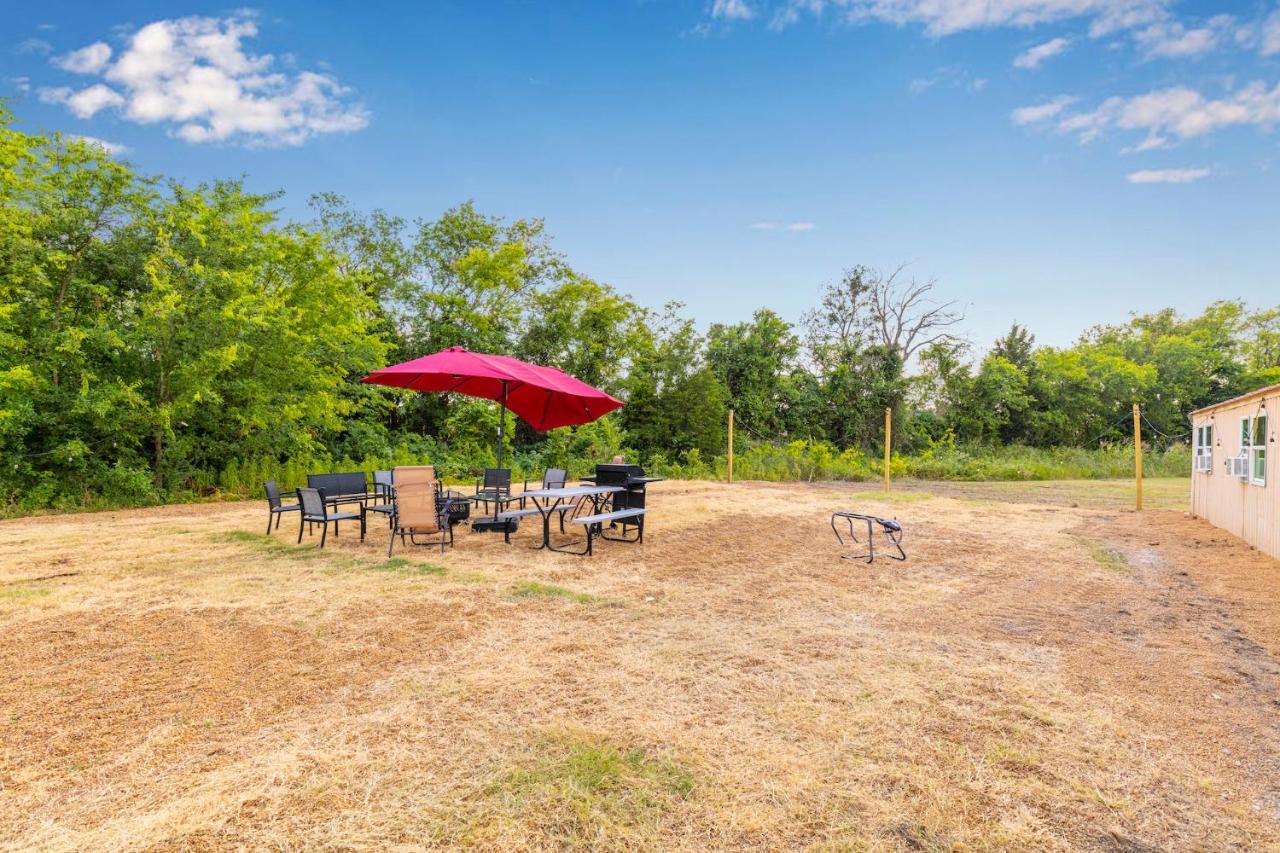 Хостел Old Texas Bunkhouse Wills Point Екстер'єр фото